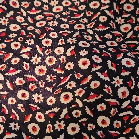 Talbots red, white and blue floral button up shirt - Picture 6 of 7